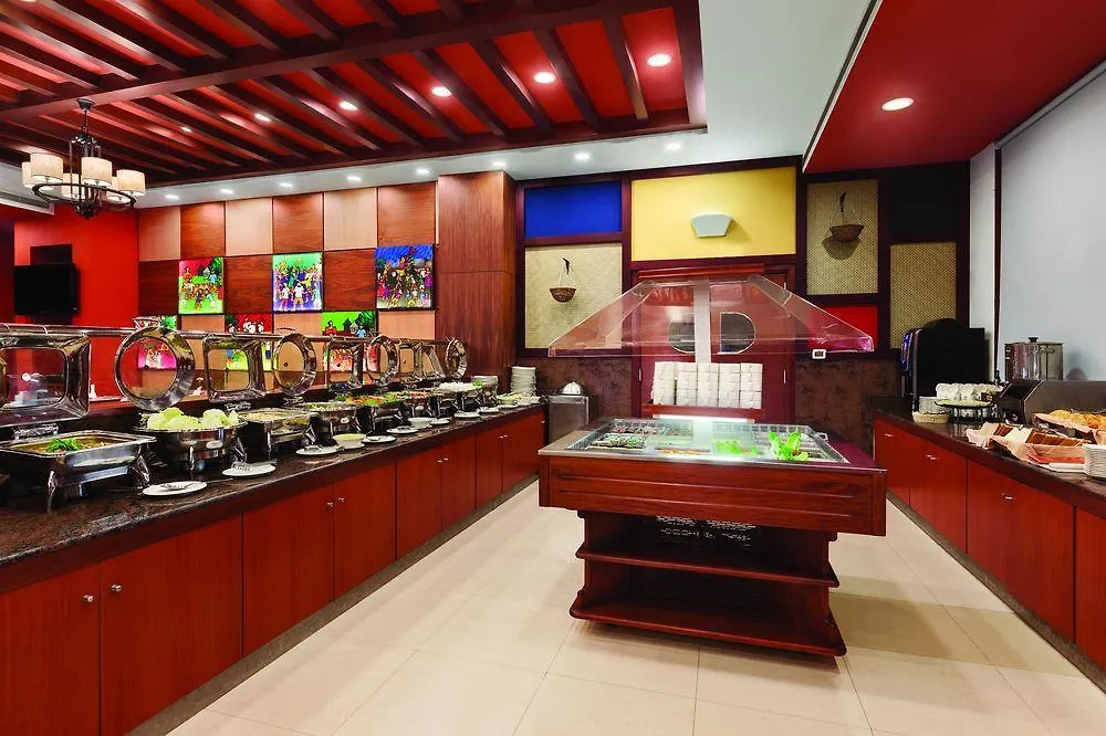 Ramada By Wyndham Dubai Deira Hotell